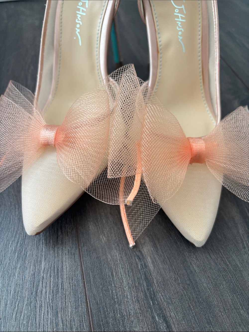 Betsey Johnson Peach Blush Tulle Bow Pointed D'Orsay Heels - Picture 4 of 10